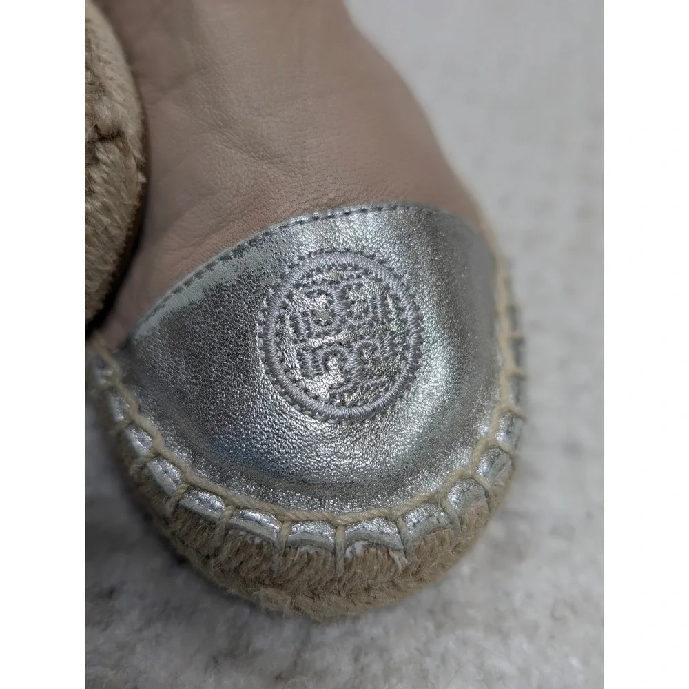 Tory Burch Tan Leather Silver Logo Toe Espadrille Flats Shoes 8.5M 50649